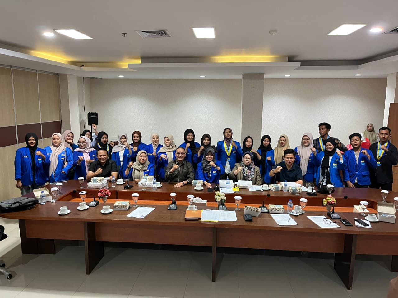 (Foto: Korpri PMII Samarinda saat melaksanakan audiensi bersama komisi IV DPRD Samarinda/doc)