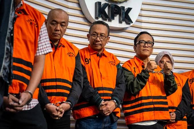 (Foto: Penangkapan Wamenaker, Noel serta pejabat lainnya yang dilakukan oleh KPK/inilah.com)
