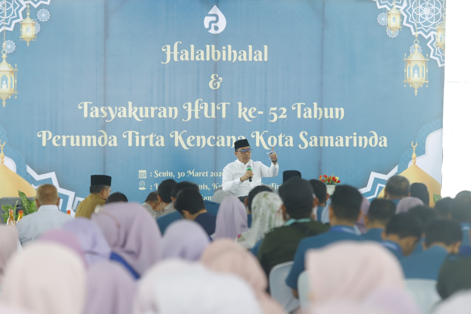 (Foto: Walikota Samarinda, Andi Harun memberikan sambutan dalam acara halal bi halal Perumdam Tirta Kencana/doc)