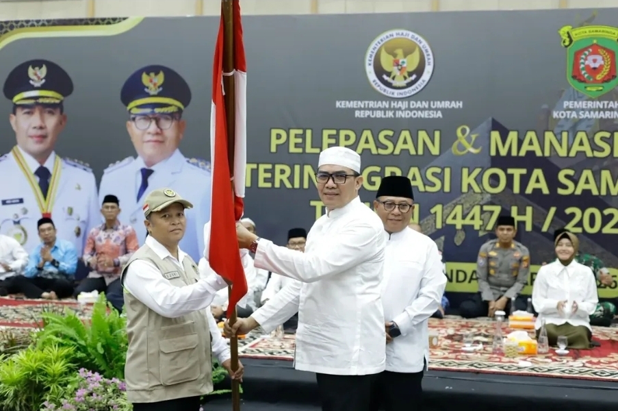 (Foto: Walikota Samarinda, Andi Harun saat melepas 1024 jamaah Haji/doc)