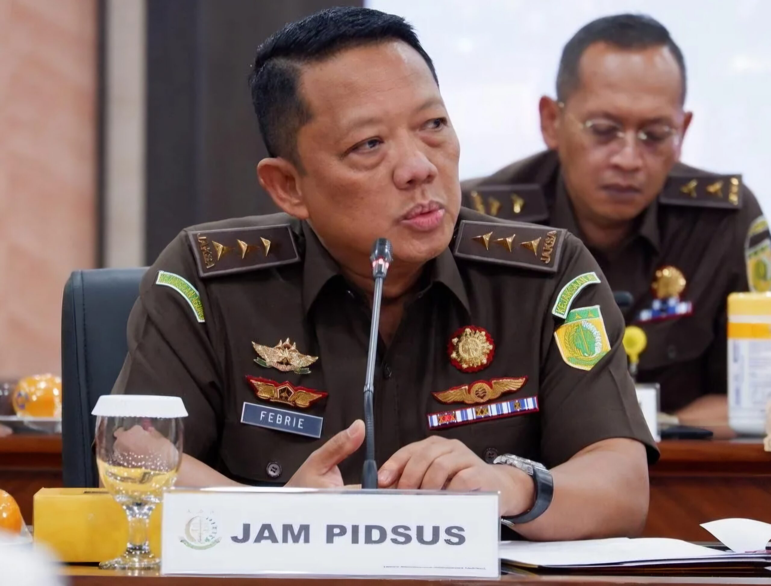 (Foto: Jampidsus Kejaksaan Agung, Febri Adriansyah/ist)
