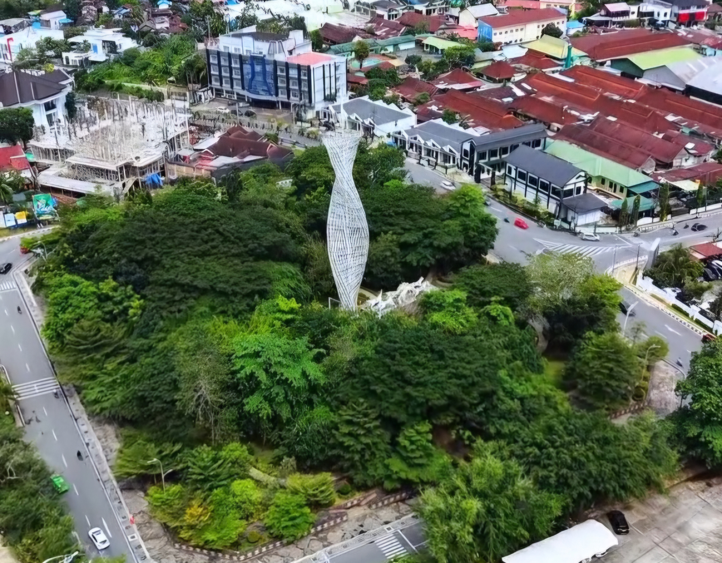 (Foto: Tampak menara di taman Samarendah yang diusulkan akan di bongkar/doc)