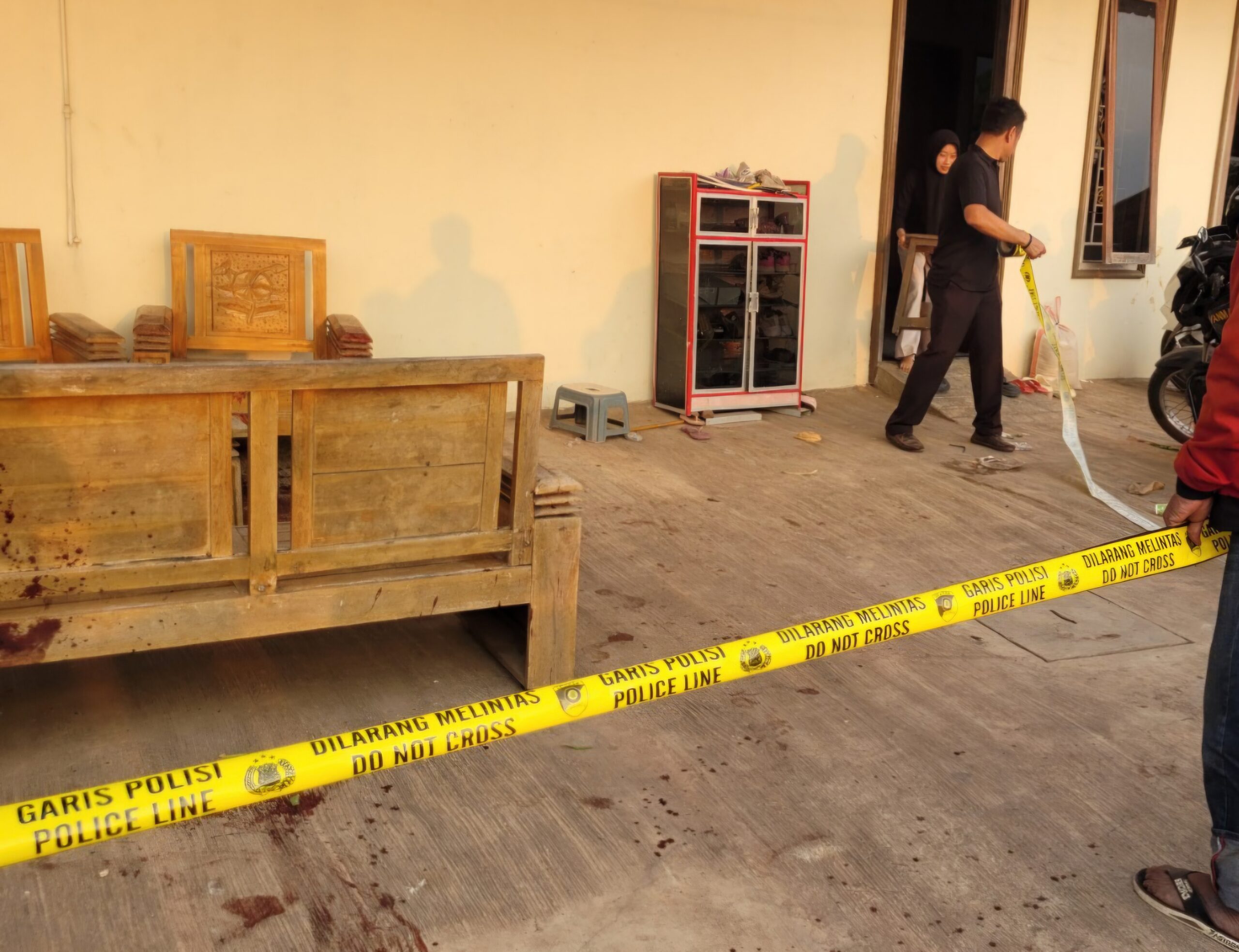 (Foto: Satreskrim Polres Pekalongan saat melakukan olah TKP/doc)