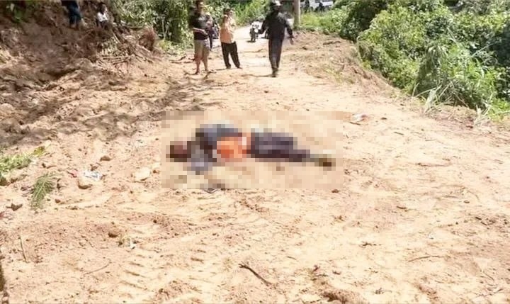 (Foto: Korban WNA asal China tewas tergeletak/doc)